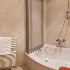 Отель ERHART 4* Стандартный номер фото 7