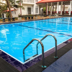 Hotel Water Nest бассейн