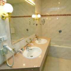 Opera Hotel 4* Стандартный номер с разными типами кроватей фото 22
