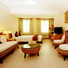 Ho Sen - Lotus Lake Hotel 3* Люкс с различными типами кроватей