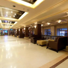 Гостиница Crowne Plaza Minsk интерьер отеля фото 2