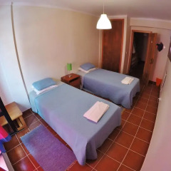 Supertubos Beach Hostel Стандартный номер с различными типами кроватей фото 2