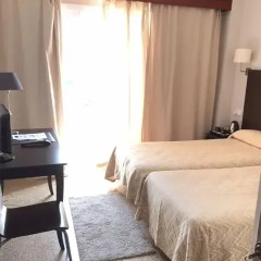 Отель Hostal Jakiton Стандартный номер с 2 отдельными кроватями фото 14