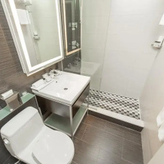 Отель Ameritania at Times Square 3* Стандартный номер с различными типами кроватей фото 10