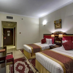 Comfort Inn Hotel 3* Стандартный номер с двуспальной кроватью фото 2