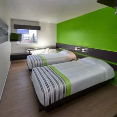 Отель City Express Junior Toluca Zona Industrial 2* Стандартный номер с различными типами кроватей фото 4
