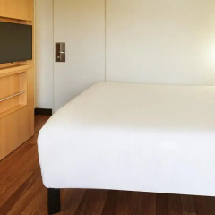 Отель Ibis Marseille Centre Gare Saint Charles 3* Стандартный номер с различными типами кроватей фото 6