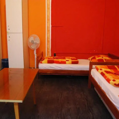 Boomerang Hostel and Apartments бассейн