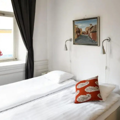 Archipelago Hostel Old Town Стандартный номер с 2 отдельными кроватями (общая ванная комната)
