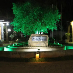 Hotel Clauria бассейн