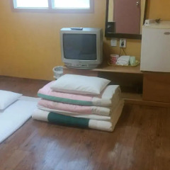 Отель Gyerim Guest House 2* Стандартный номер с двуспальной кроватью фото 23
