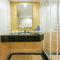 Jomtien Palm Beach Hotel And Resort 4* Улучшенный номер с различными типами кроватей фото 9