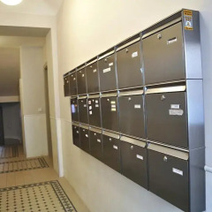 Апартаменты Family Apartments Прага сейф в номере