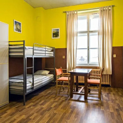 A Plus Hotel and Hostel Кровать в общем номере с двухъярусной кроватью фото 2