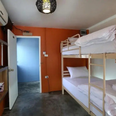 Отель Smile Buri House 3* Кровать в общем номере фото 4