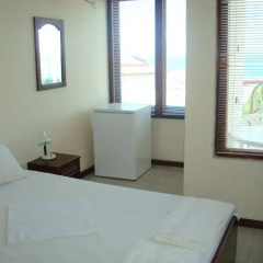 Lazur Hotel 2* Стандартный номер фото 2