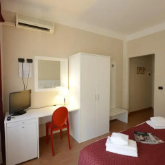 Hotel Tourist 3* Стандартный номер с двуспальной кроватью фото 7