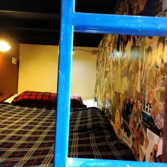 Wire Hostel Patong бассейн фото 2