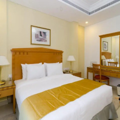 Отель Roda Beach Resort 4* Улучшенное шале с различными типами кроватей фото 4