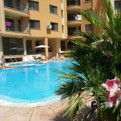 Отель Bulgarienhus Amadeus 5 Apartments Болгария, Солнечный берег - отзывы, цены и фото номеров - забронировать отель Bulgarienhus Amadeus 5 Apartments онлайн бассейн фото 3