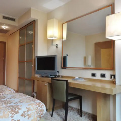 Hotel Tiffany Milano Треццано-суль-Навиглио удобства в номере фото 2