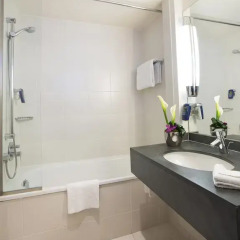 Park Inn by Radisson Nice Airport Hotel 4* Стандартный номер с различными типами кроватей фото 5