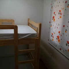 Отель Duri Guesthouse Кровать в мужском общем номере с двухъярусной кроватью фото 2