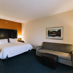 Отель Hampton Inn & Suites Effingham 2* Стандартный номер с различными типами кроватей