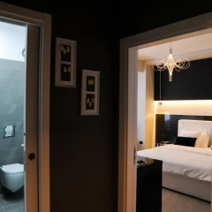 Отель TiranaTOP Suites Албания, Тирана - отзывы, цены и фото номеров - забронировать отель TiranaTOP Suites онлайн ванная