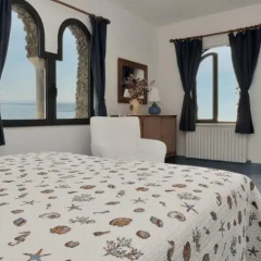 Отель La Casetta di Marmorata Ravello Accommodation Равелло комната для гостей фото 5