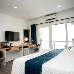 Отель LaLuna Saigon 3* Представительский номер с различными типами кроватей фото 10