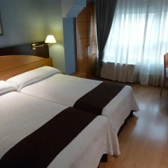 Отель Sercotel Corona de Castilla 4* Стандартный номер с различными типами кроватей фото 2