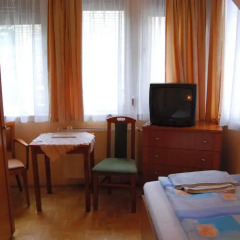 Отель Mohacsi Guesthouse Будапешт детские мероприятия
