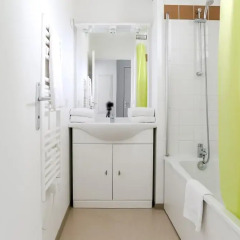 Отель ADONIS - Residence les Hauts de Honfleur ванная