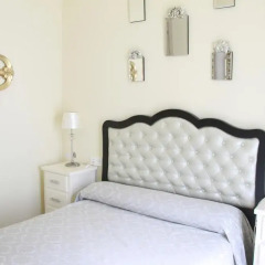 Отель Hostal Flor De Lis- Lojo Испания, Кониль-де-ла-Фронтера - отзывы, цены и фото номеров - забронировать отель Hostal Flor De Lis- Lojo онлайн комната для гостей фото 5