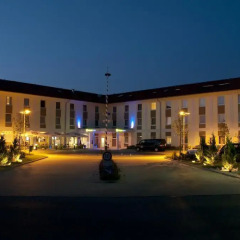 Отель Holiday Inn Express Munich Airport 3* Стандартный номер с различными типами кроватей фото 4