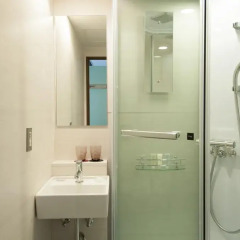 Отель Agora Place Asakusa 3* Стандартный номер с различными типами кроватей фото 4