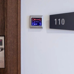 Garni Hotel Zavicaj сейф в номере