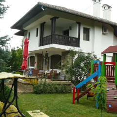 Отель Moni House Велико Тырново детские мероприятия