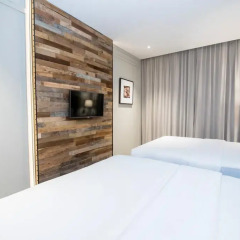 Отель Sugar Marina Resort - Cliff Hanger Aonang 4* Номер Делюкс с различными типами кроватей фото 9