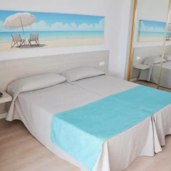 Отель Apartamentos Playa Moreia Улучшенные апартаменты с различными типами кроватей фото 2