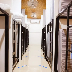 myPatong GuestHouse-Hostel 3* Кровать в общем номере с двухъярусной кроватью фото 3