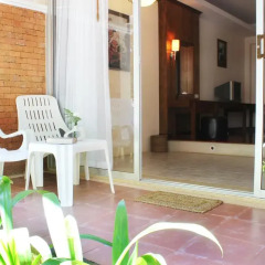 Отель Baan Pron Phateep Номер Делюкс с двуспальной кроватью фото 2