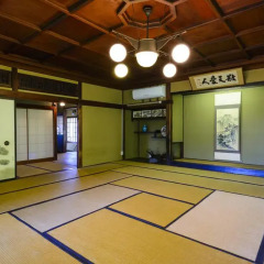 Отель KITAYA Ryokan -Cultural Heritage Inn 2* Семейный номер Делюкс с двуспальной кроватью