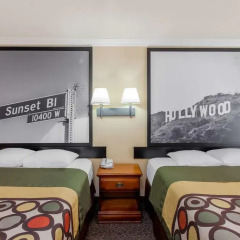 Отель Super 8 by Wyndham Los Angeles Downtown 2* Стандартный номер с двуспальной кроватью фото 3