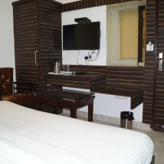 Отель Optimum Baba Residency 3* Номер Делюкс с различными типами кроватей фото 3