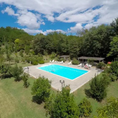 Отель Villaggio Paradiso casa vacanze Монтеварчи бассейн