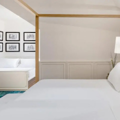 Отель H10 Duque de Loulé 4* Номер Делюкс с различными типами кроватей фото 2