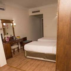 Hotel Golden Crown 3* Стандартный номер с двуспальной кроватью фото 21