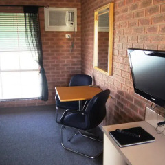 Отель Central Yarrawonga Motor Inn 3* Стандартный номер с различными типами кроватей фото 5